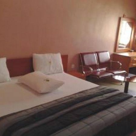 Room In Lodge - Londa Hotel And Suites بورت هاركورت المظهر الخارجي الصورة