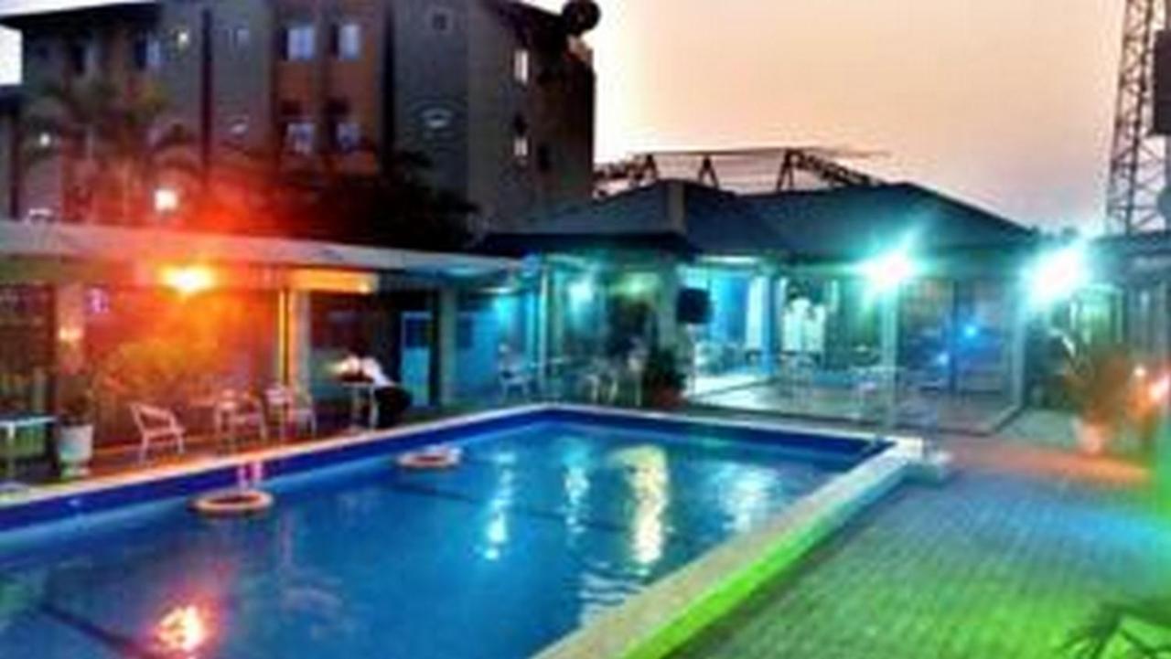 Room In Lodge - Londa Hotel And Suites بورت هاركورت المظهر الخارجي الصورة